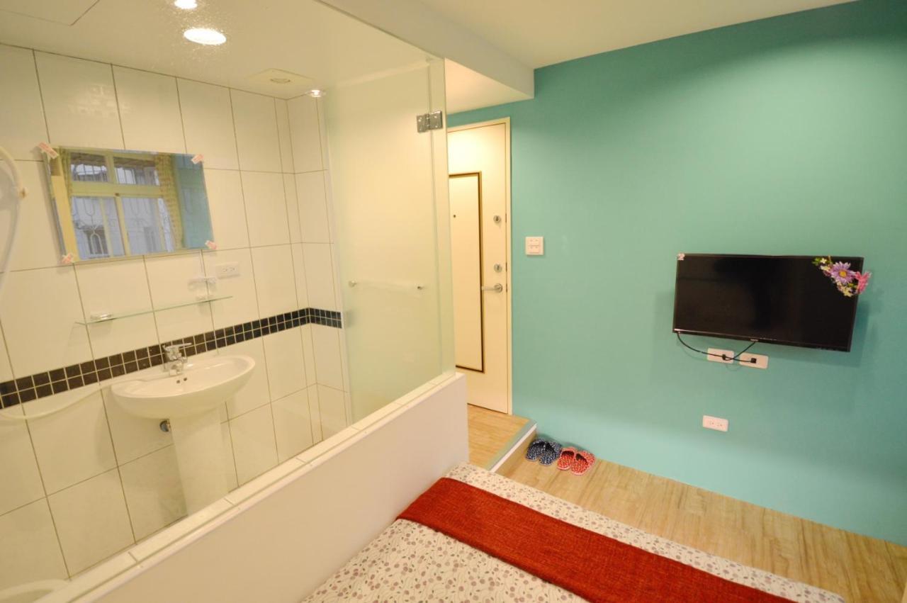 逢甲巧咪 Hotel Taichung Bagian luar foto