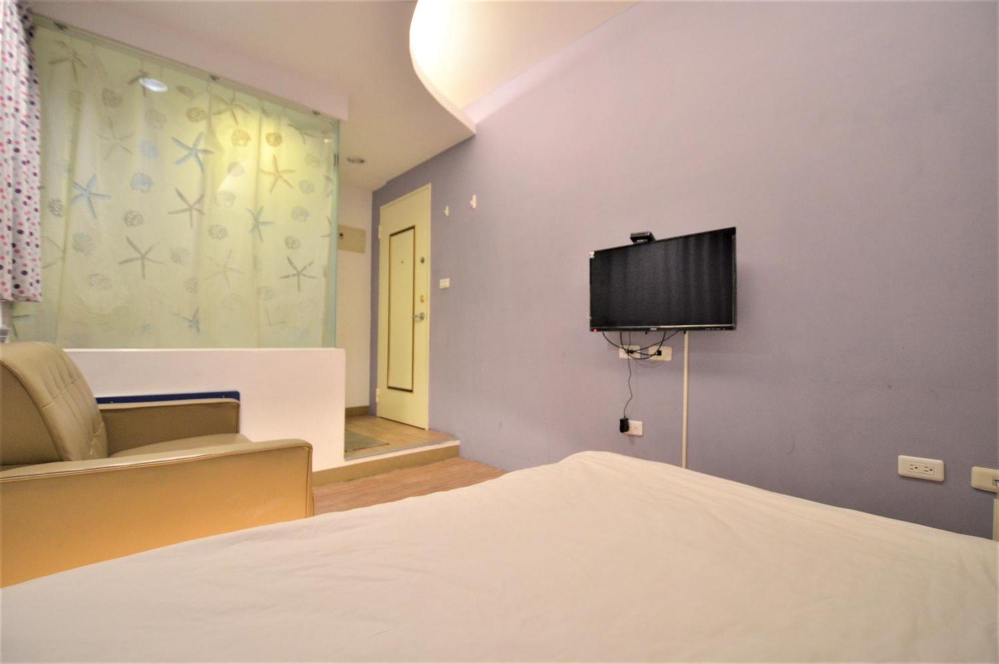 逢甲巧咪 Hotel Taichung Bagian luar foto